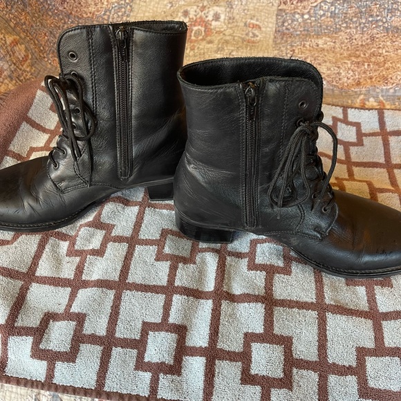 La Canadienne boots - Picture 3 of 4